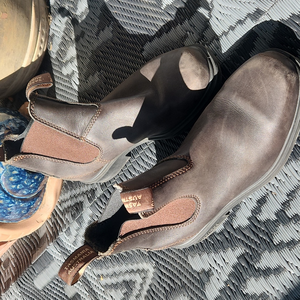 Leather Blundstone Boots